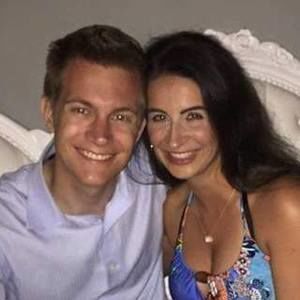 Meet your Posher, Aaron